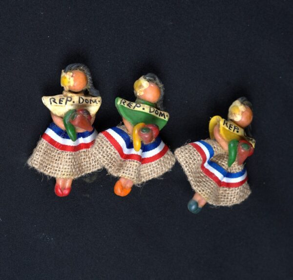Imanes de Muñecas Textiles Artesanales de República Dominicana